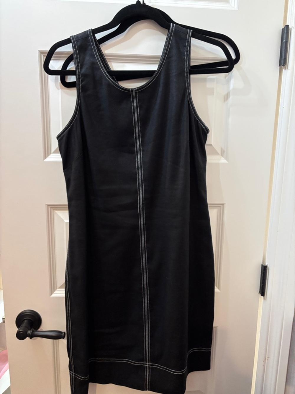 Tommy Bahama Black Sleeveless Midi Dress with Contrast Stitching
